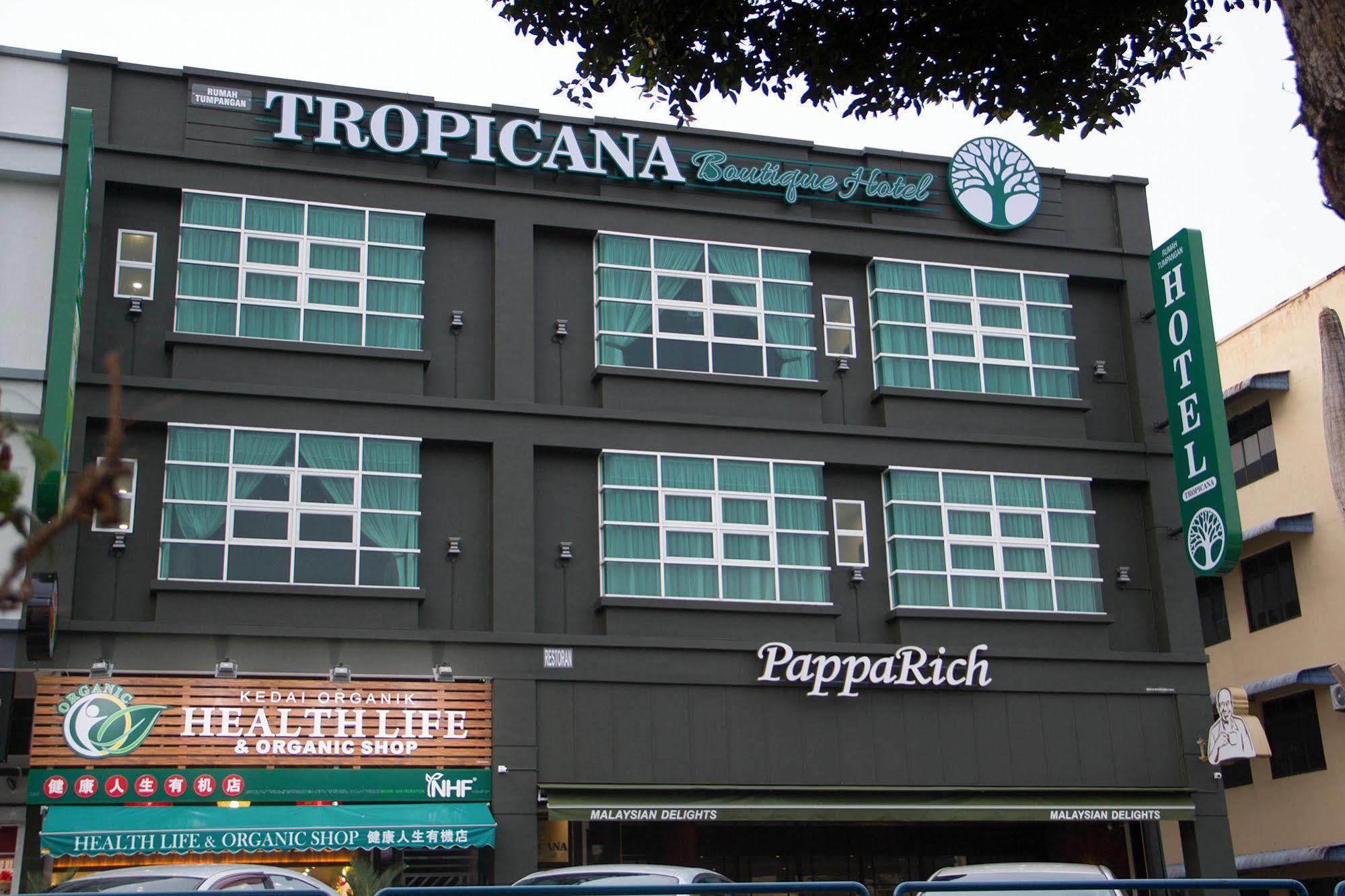 Tropicana Homestay Muar Exteriör bild
