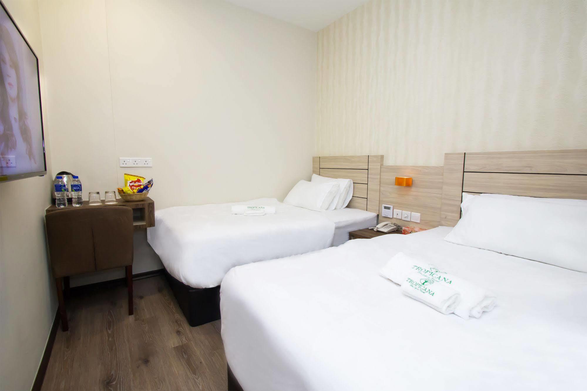 Tropicana Homestay Muar Exteriör bild